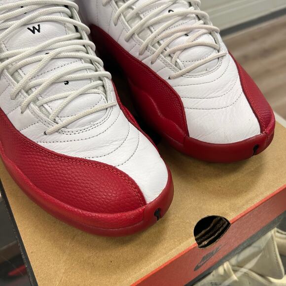 Jordan 12 Retro Cherry (2023) size 12 Pre-Owned - Picture 4 of 8